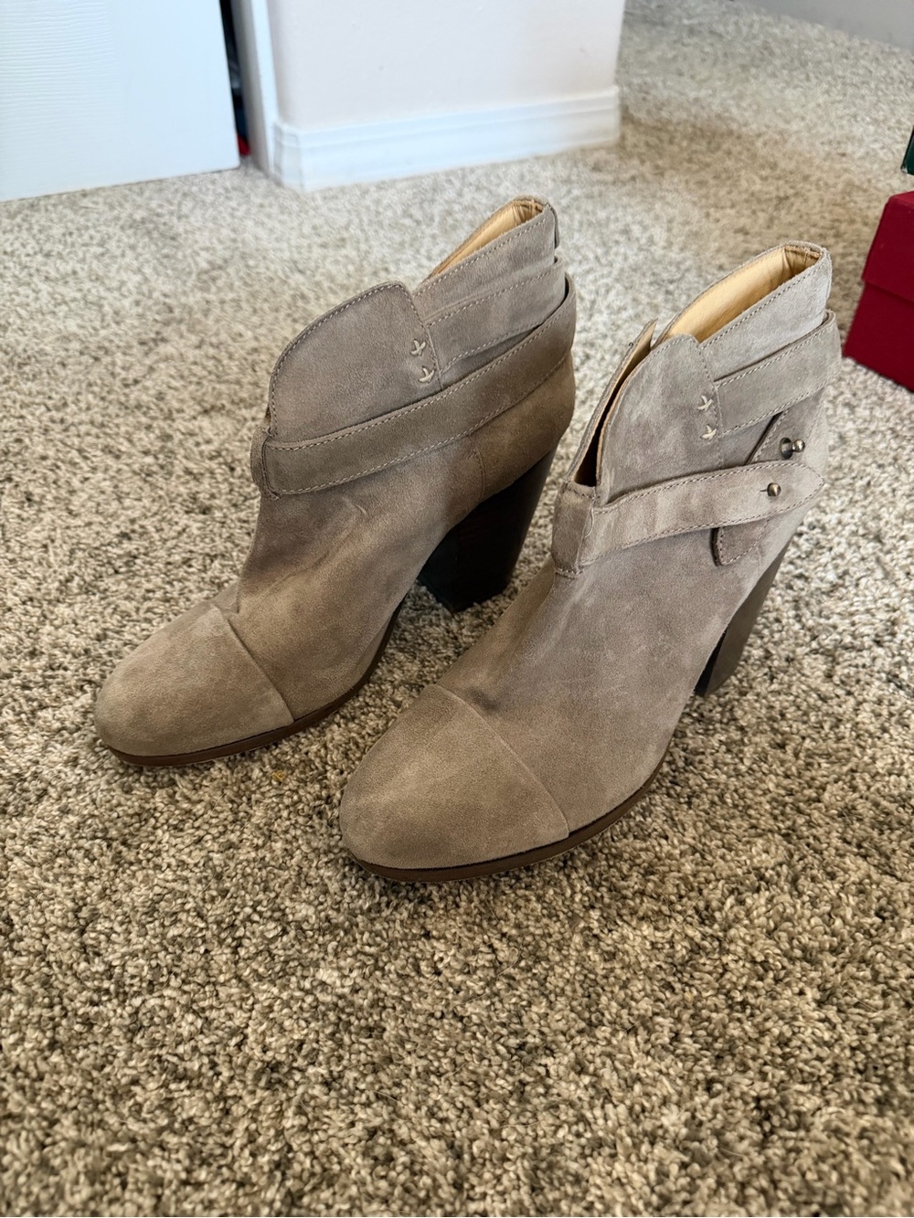 Rag & Bone Harrow Bootie, size 9